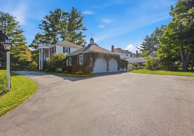 Photo 3 of Sale Pending at 2 Russell Rd, Lynnfield, MA 01940 | MLS# 73550058 | Listing updated on 2026-10-02