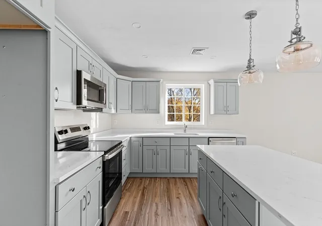 Photo 3 of Sale Pending at 393 Court St #5, Plymouth, MA 02360 | MLS# 73560182 | Listing updated on 2026-08-27