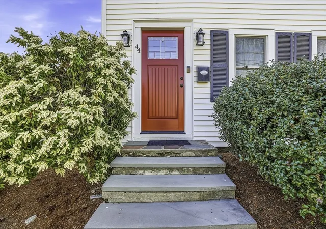 Homes for sale in Hopkinton, MA | 44 Pleasant Street, Hopkinton, MA 01748 | MLS# 73521600