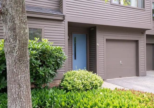 Photo 3 of Sale Pending at 401 Colonial Dr #16, Ipswich, MA 01938 | MLS# 73566373 | Listing updated on 2026-09-07