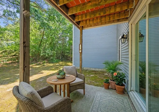 Photo 3 of Condo for sale at 68 Lantern Ln #7, Dracut, MA 01826 | MLS# 73556975 | Listing updated on 2026-09-16