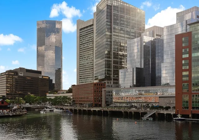 Homes for sale in Boston, MA | 500 Atlantic Ave #17S, Boston, MA 02210 | MLS# 73541745