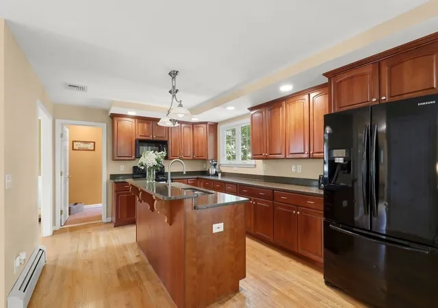 Homes for sale in North Attleboro, MA | 2 Thomas Circle, North Attleboro, MA 02760 | MLS# 73524342