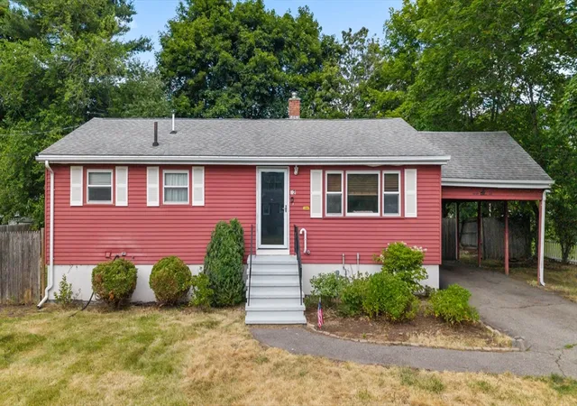 Homes for sale in Marlborough, MA | 12 Tucker Ave, Marlborough, MA 01752 | MLS# 73548830