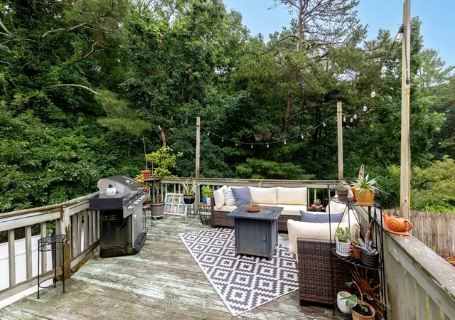 39th image of 24 Moon Compass Ln, Sandwich, MA 02563 | MLS# 73544430