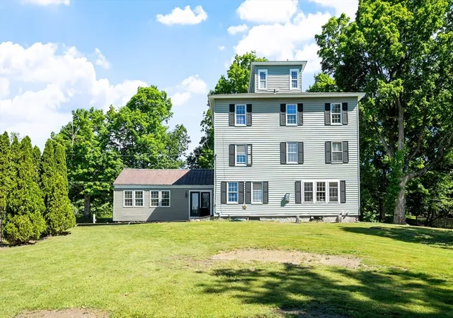 1st image of 293 West St, Lunenburg, MA 01462 | MLS# 73543776