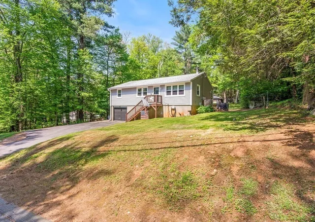 Homes for sale in Holland, MA | 31 Leno Rd, Holland, MA 01521 | MLS# 73522345