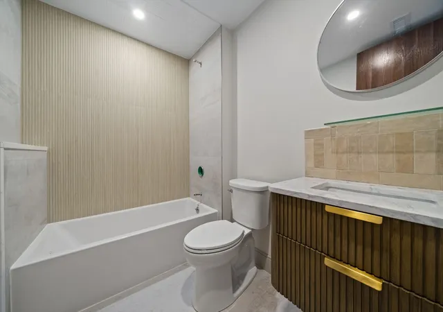 2nd image of 273 Havre, Boston, MA 02128