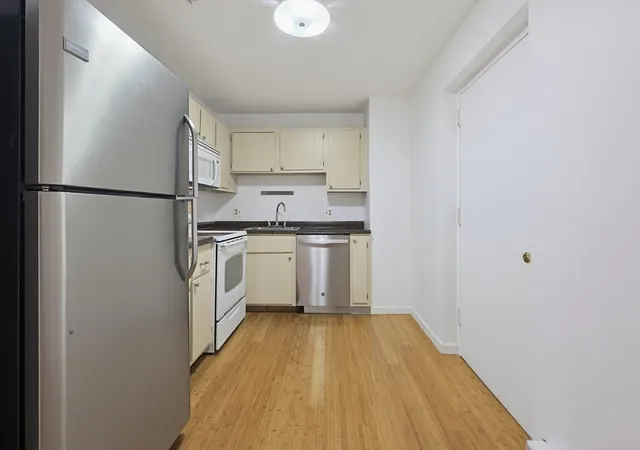 5th image of 65 Milliken Ave #3, Franklin, MA 02038 | MLS# 73554037