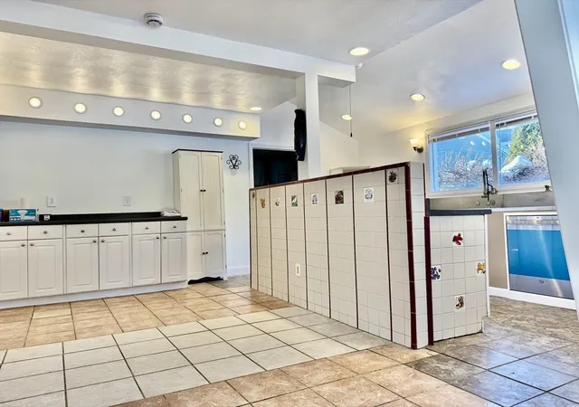 Homes for sale in Salisbury, MA | 109 Forest Rd, Salisbury, MA 01952 | MLS# 73495544