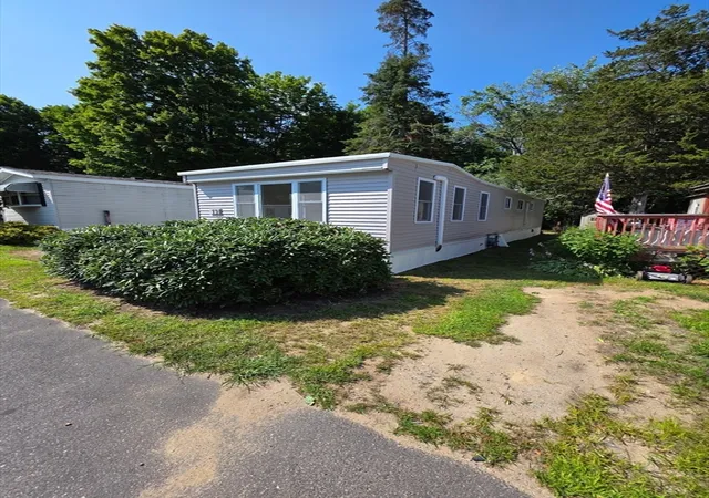 3rd image of 83 Clark Road #L-19, Shirley, MA 01464 | MLS# 73556595