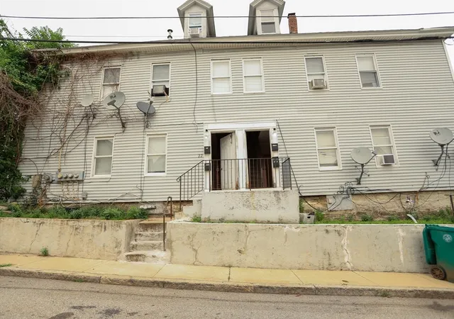 3rd image of 22-24 Floyd St, Lowell, MA 01852 | MLS# 73552980