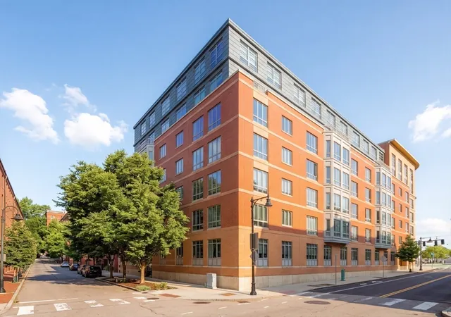 20th image of 17 Otis Street #301, Cambridge, MA 02141 | MLS# 73546811