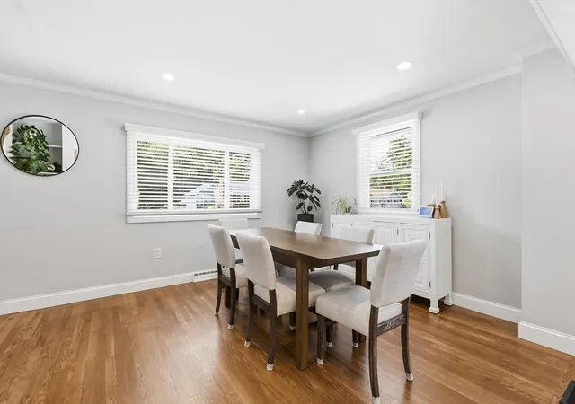 Photo 3 of Sale Pending at 8 Glenwood St, Burlington, MA 01803 | MLS# 73563797 | Listing updated on 2026-09-08