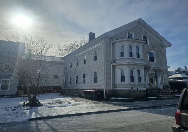 2nd image of 192 Walnut St, New Bedford, MA 02740 | MLS# 73329052