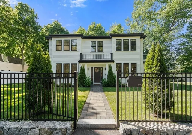 Homes for sale in Wellesley, MA | 283 Walnut Street, Wellesley, MA 02481 | MLS# 73529519