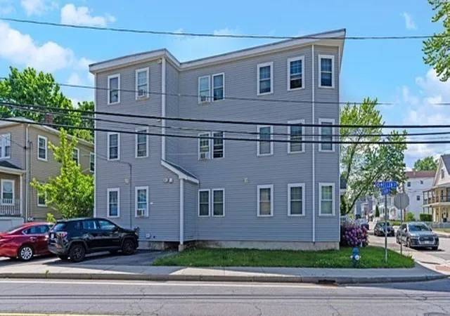 Listing Photo 5 - Condo for sale in building located at 2 Coburn St, Framingham, MA 01702