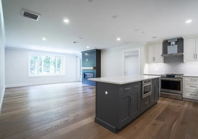 Listing Photo 5 - Condo for sale in building located at 93 Bedford St, Lexington, MA 02420 - Unit #104