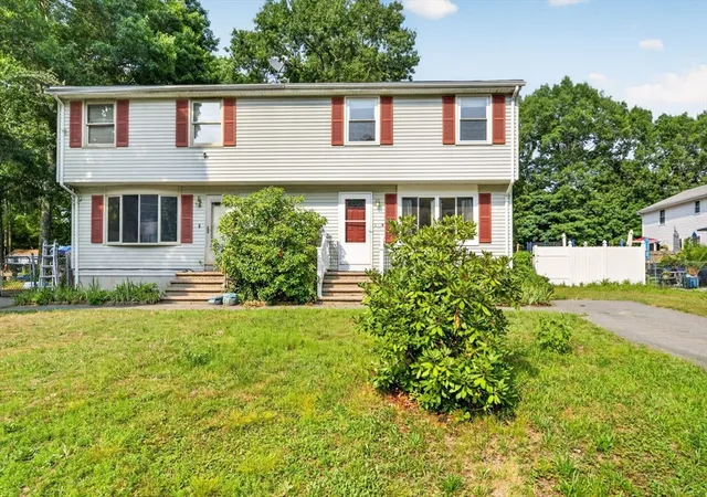 2nd image of 17 Pine Knoll Ln #B, Taunton, MA 02780 | MLS# 73552064