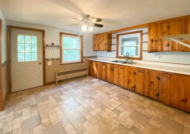 Homes for sale in Oxford, MA | 6 Oak Dr, Oxford, MA 01540 | MLS# 73545996