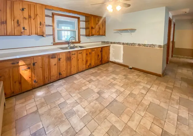 Homes for sale in Oxford, MA | 6 Oak Dr, Oxford, MA 01540 | MLS# 73545996