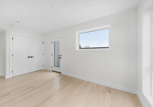 Homes for sale in Somerville, MA | 595 Broadway, Somerville, MA 02145 | Houzeo
