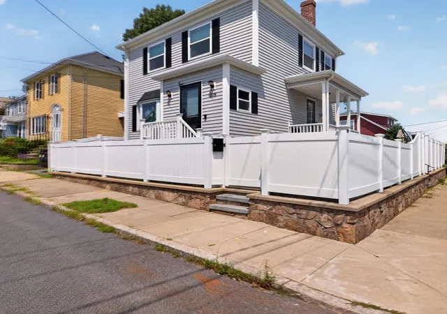 2nd image of 208 Hudson St, Fall River, MA 02720 | MLS# 73563108