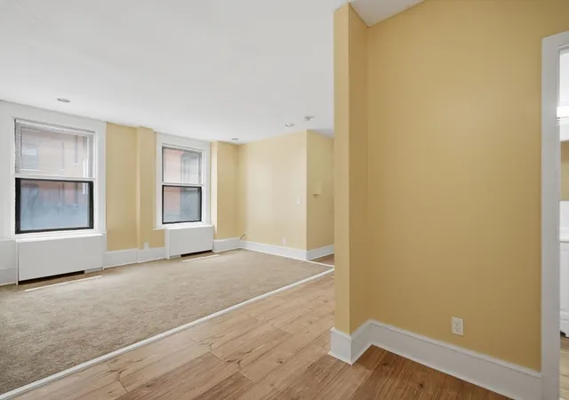 Listing Photo 4 - Condo for sale in building located at 140 Chestnut, Springfield, MA 01103 - Unit #205
