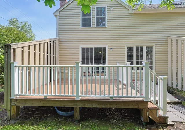 2nd image of 1 Strathmore Shire Dr, Uxbridge, MA 01569
