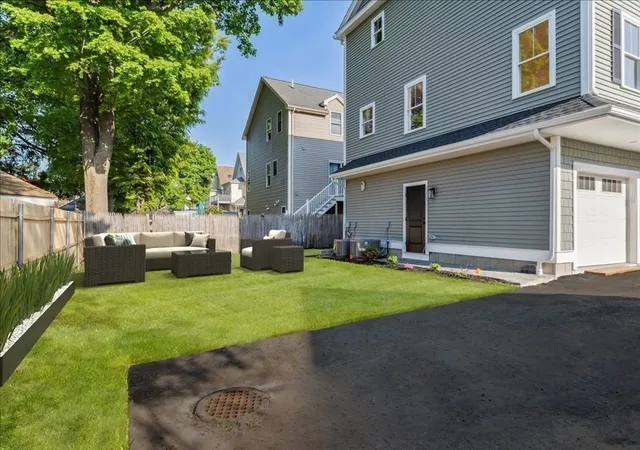 2nd image of 138 Myrtle St, Waltham, MA 02453