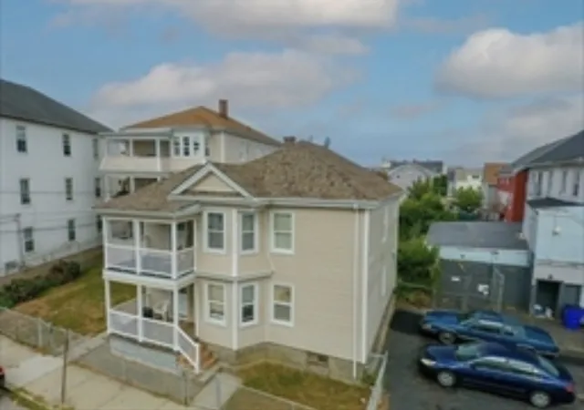 9th image of 283 Fifth St, Fall River, MA 02721 | MLS# 73554952