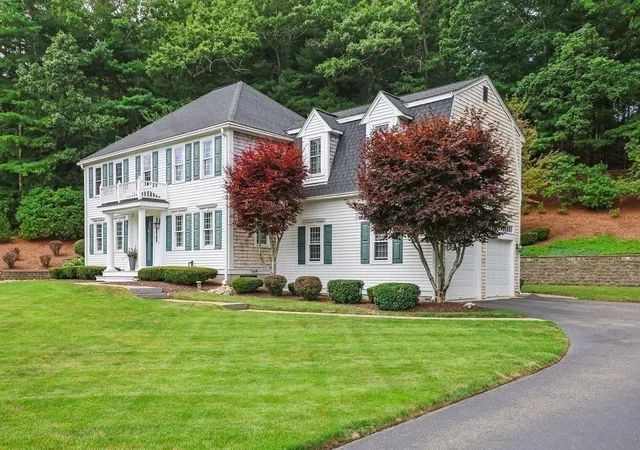 Photo 3 of Single family home for sale at 23 Old Sawmill Rd, Kingston, MA 02364 | MLS# 73567223 | Listing updated on 2026-10-02