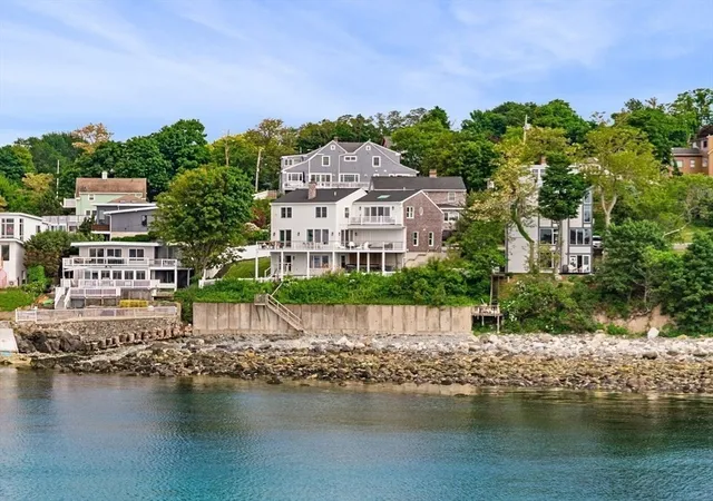 5th image of 12 Lafayette Ter, Nahant, MA 01908 | MLS# 73536748