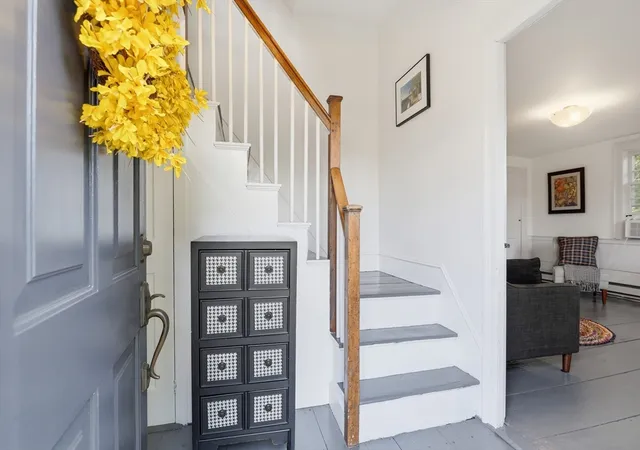 3rd image of 313 Berlin Rd, Bolton, MA 01740 | MLS# 73541141