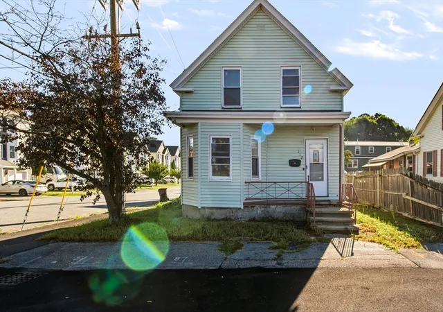 Photo 1 of Sale Pending at 112 Quebec St, Lowell, MA 01852 | MLS# 73568877 | Listing updated on 2026-09-15