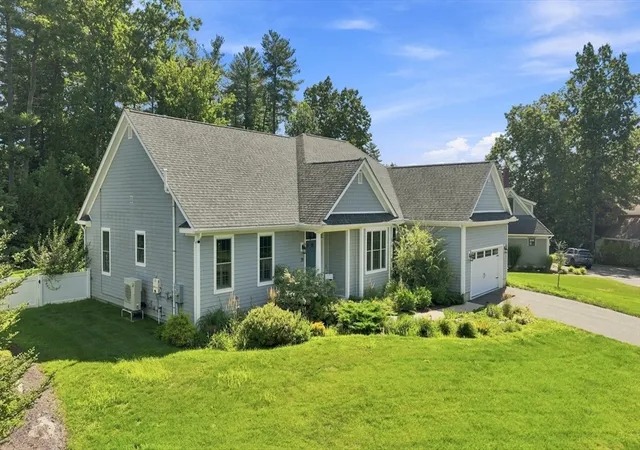 1st image of 28 Ridge View Rd, Florence, MA 01062 | MLS# 73566101