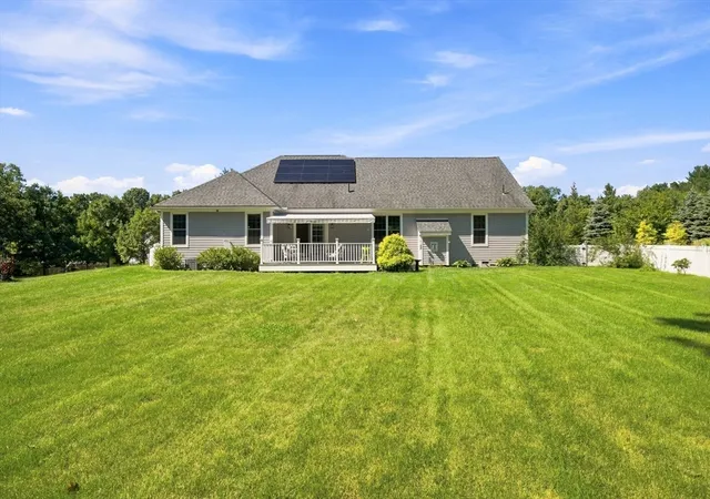 5th image of 28 Ridge View Rd, Florence, MA 01062 | MLS# 73566101