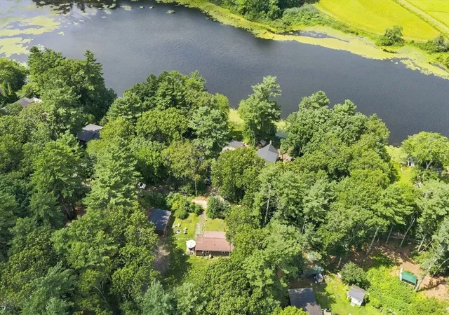 4th image of 40 Lake Shore Dr, Middleboro, MA 02346 | MLS# 73559110