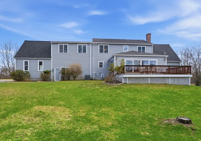 3rd image of 21 Nashoba Road, Littleton, MA 01460 | MLS# 73499447