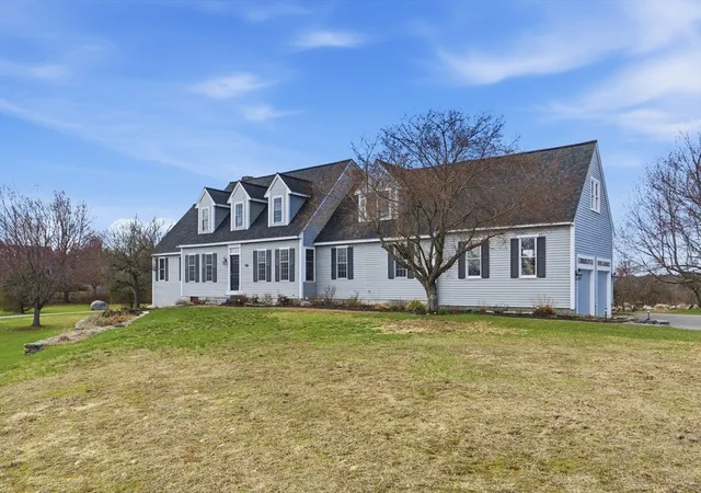 4th image of 21 Nashoba Road, Littleton, MA 01460 | MLS# 73499447