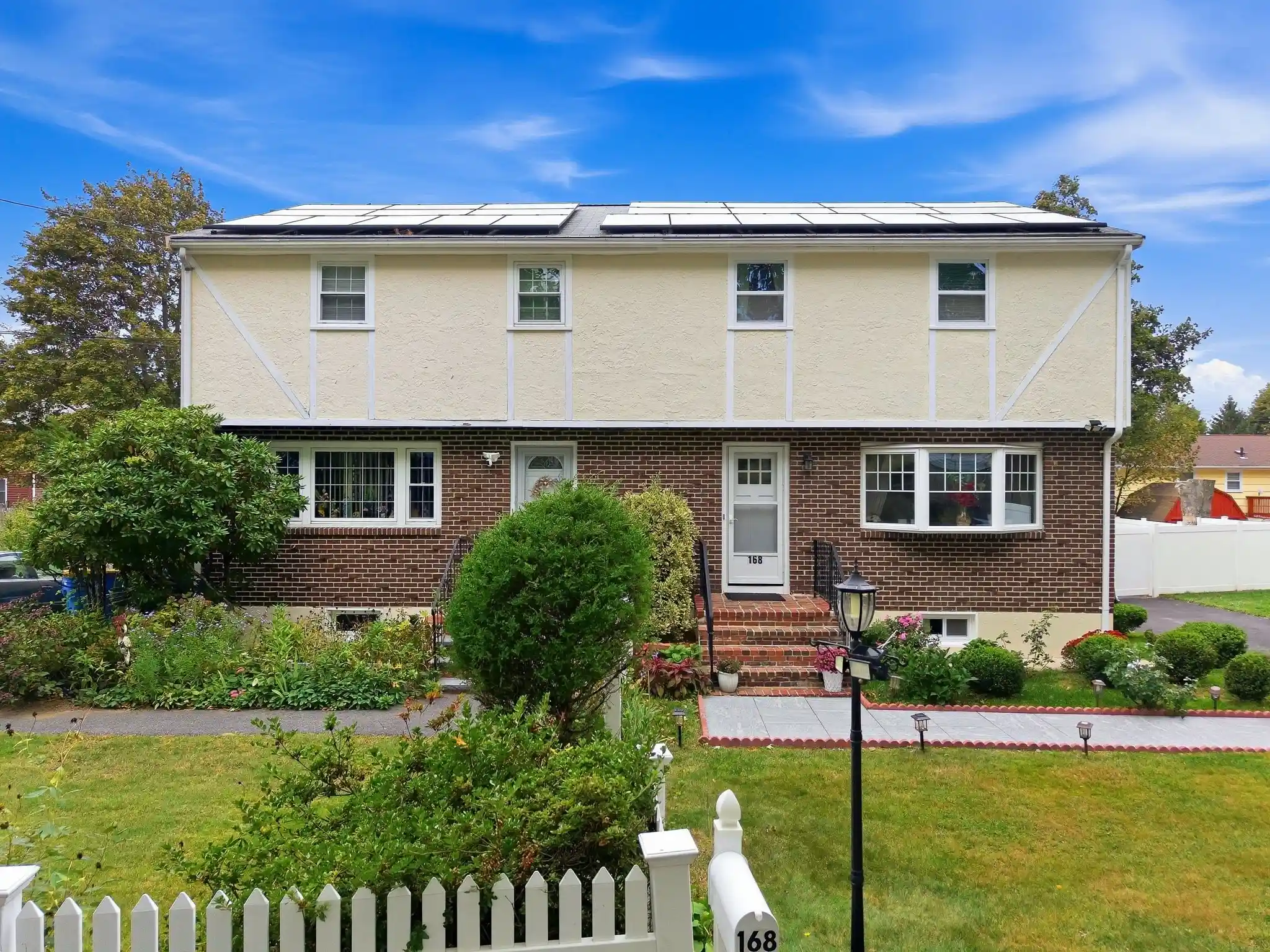 Condo for sale at 168 Old St #R, Randolph, MA 02368 | MLS# 73589352