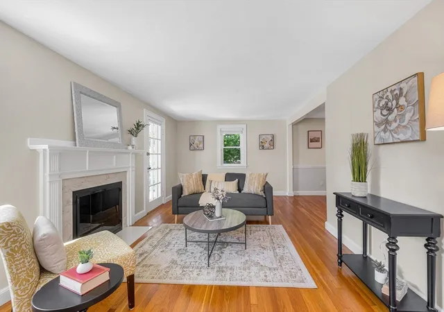 Photo 3 of Sale Pending at 86 Orange St, Reading, MA 01867 | MLS# 73566196 | Listing updated on 2026-09-23