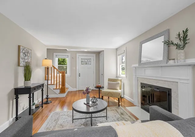 Photo 3 of Sale Pending at 86 Orange St, Reading, MA 01867 | MLS# 73566196 | Listing updated on 2026-09-23