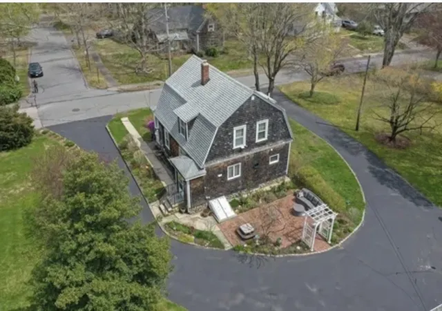2nd image of 19 Montello St, Middleboro, MA 02346 | MLS# 73531874