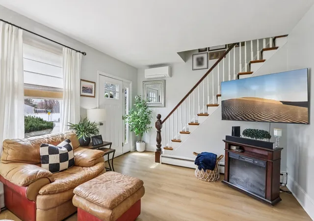 Homes for sale in Weymouth, MA | 370 Broad St, Weymouth, MA 02188 | MLS# 73499495