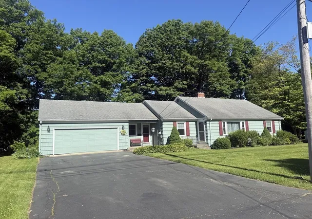 2nd image of 50 Edgewood Rd, Shrewsbury, MA 01545 | MLS# 73541965