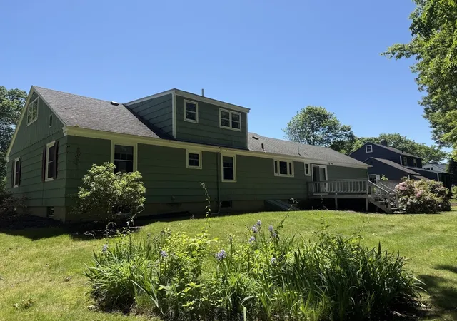 3rd image of 50 Edgewood Rd, Shrewsbury, MA 01545 | MLS# 73541965