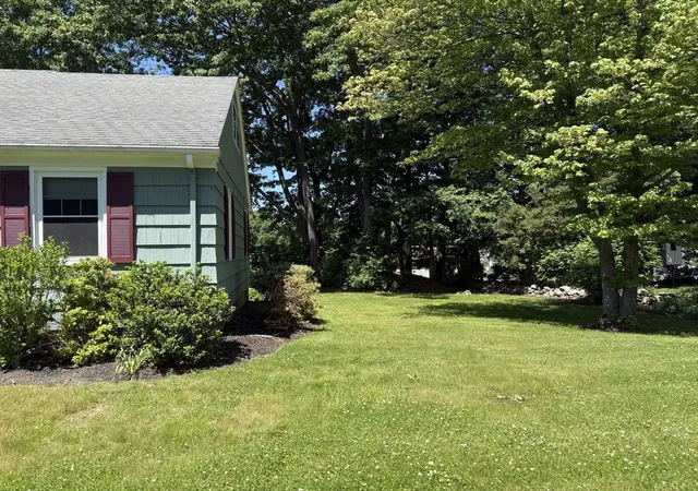 5th image of 50 Edgewood Rd, Shrewsbury, MA 01545 | MLS# 73541965