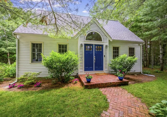 1st image of 20 Shannon Way, Centerville, MA 02632 | MLS# 73544332