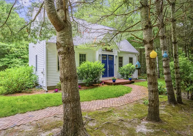 39th image of 20 Shannon Way, Centerville, MA 02632 | MLS# 73544332